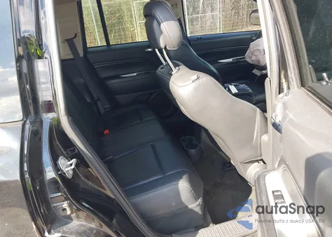 2017 Jeep Compass High Altitude 4X4 z USA, uszkodzony, nr VIN 1C4NJDEB6HD110558